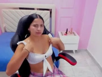 tatigold2 on Chaturbate