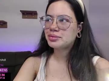 velvetcrystal on Chaturbate 