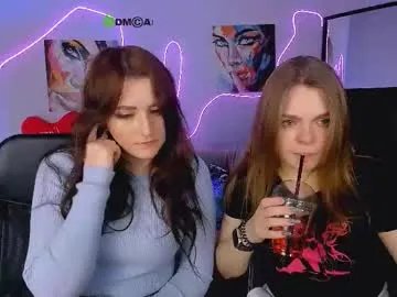 veronica_bubble — GOAL: doggy [111 tokens remaining] Welcome to my room! #bigass #teen #nude #lesbian #squirt