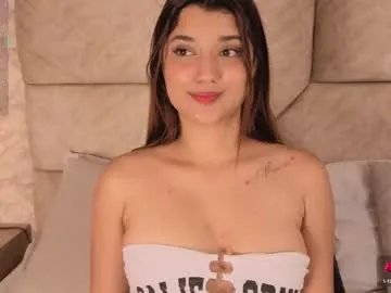 violett_fowlerxx on Chaturbate