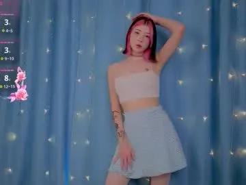 winaria — GOAL: Do you wanna know color of my panties? [128 tokens remaining] Hi! I am a #new and curvy #18 #teen with #asian looks in #pantyhose . . 