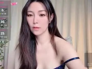 xi_ethel on Chaturbate