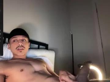 xmomentumx on Chaturbate 