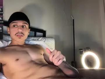 xmomentumx on Chaturbate 