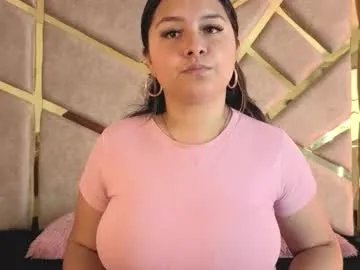 zafiro_claire on Chaturbate