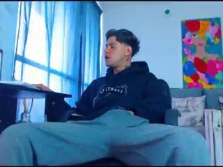 derryck from Flirt4Free