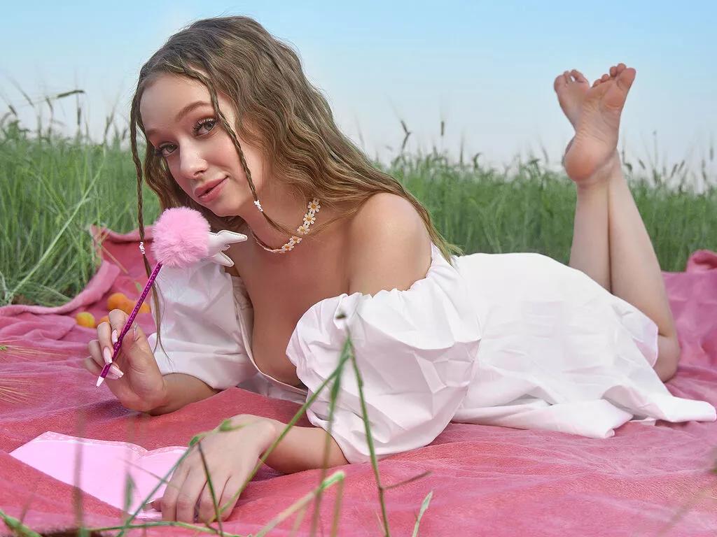 AdeleWood performants stats from LiveJasmin