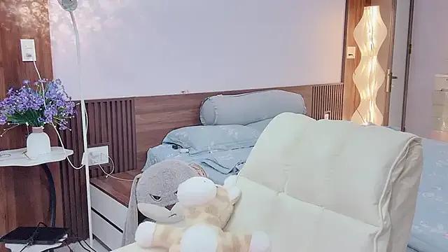 _____Lunaa_____ on StripChat 