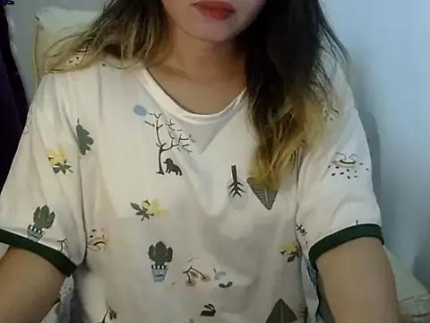 __luvvlll01__ on StripChat
