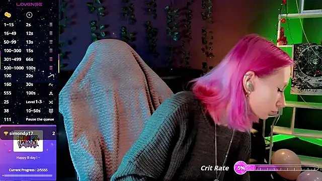 _HelenCarter on StripChat