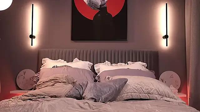 Adelheidd — Domi orgasm show