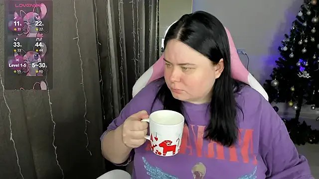 Akemi_BBW on StripChat