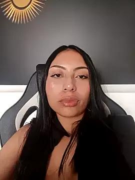 AlanaPetterson on StripChat 