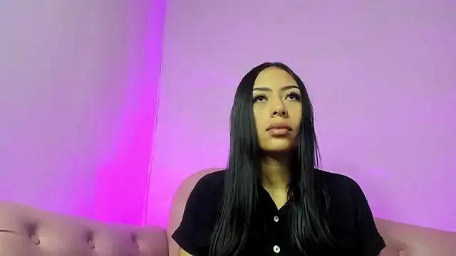 AlanaPetterson on StripChat 