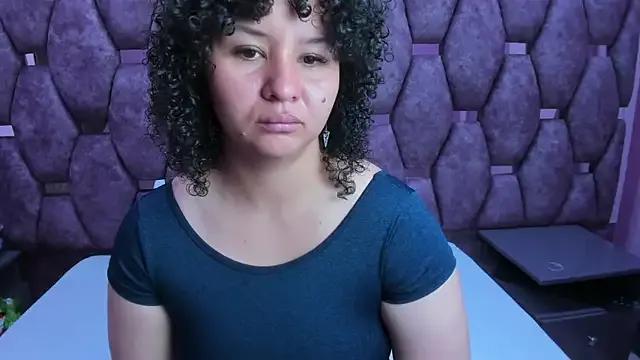 AlaSmith on StripChat 