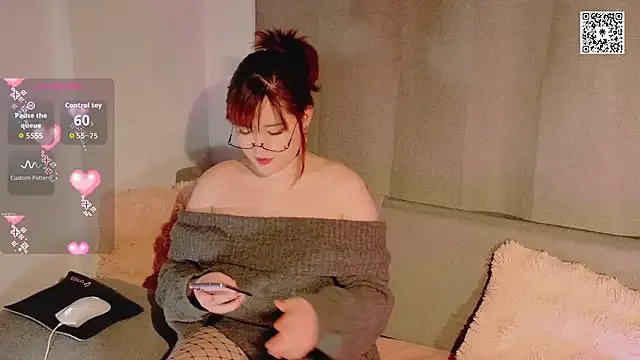 Amoki_Uki on StripChat