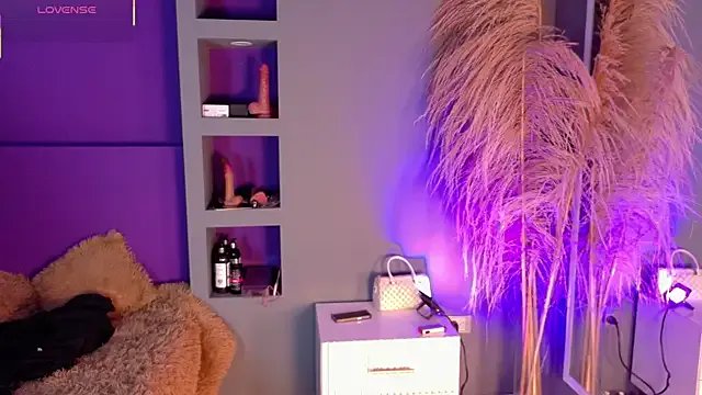 amy_miller1 on StripChat