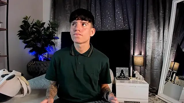 Angel_eros_ — Two finger in ass