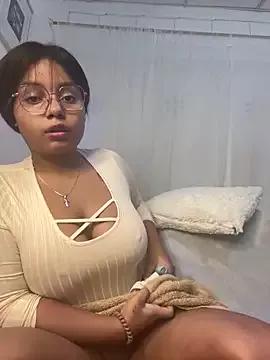 AnnePrince- on StripChat 