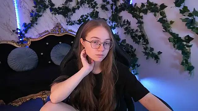 ArrinaWairr — give me a big teddy bear
