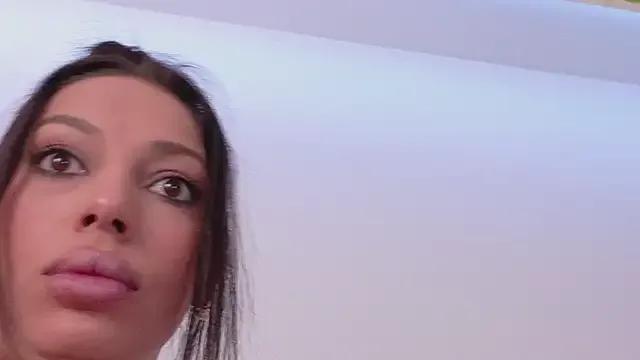 Bella_Vixen_ — 5 Min Toy Control Last Tipper 