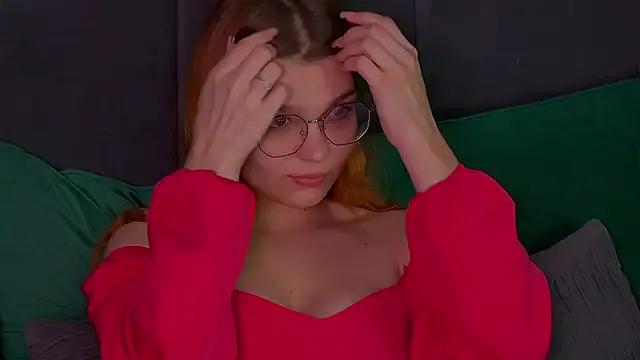 BellaMarebelle on StripChat 