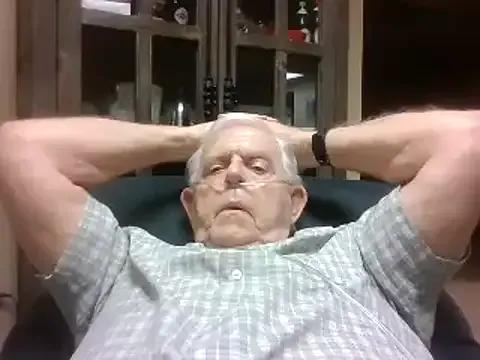 bootlegmanz on StripChat 