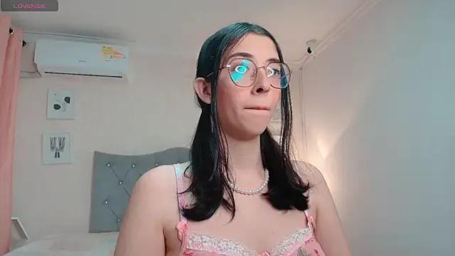 brooklove_doll on StripChat 