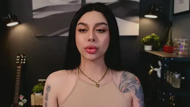 callmeLUNA — START PUBLIC SHOW