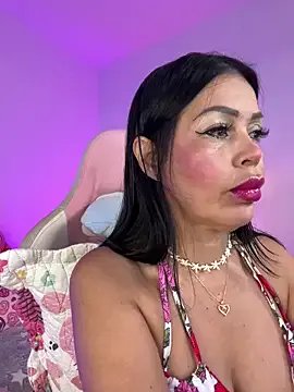 CarolinaRosas on StripChat