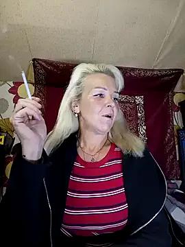 CassandraSandra44 on StripChat 