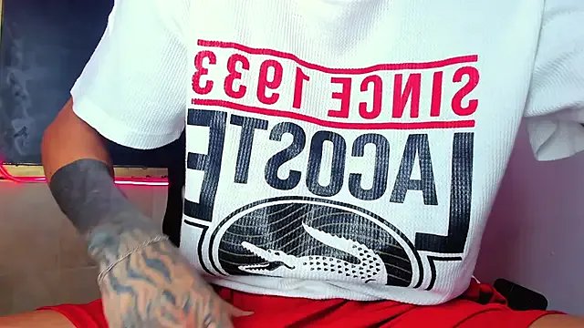 Daniel_Deluc77 on StripChat