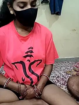 Desi_Hot_Queen — Pussy licking in public & Hard Blojob