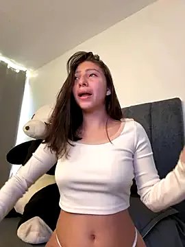 Dirty-Bunnyyy on StripChat