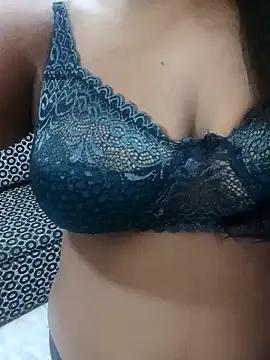 Disha_33 — Belly oil show