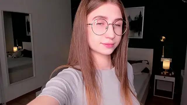 EditaBand — Freechat on StripChat