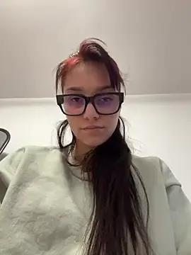 EllaBlowy on StripChat 