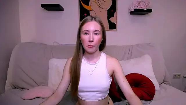 EllyColins on StripChat 