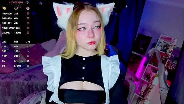 ElswythCovil on StripChat