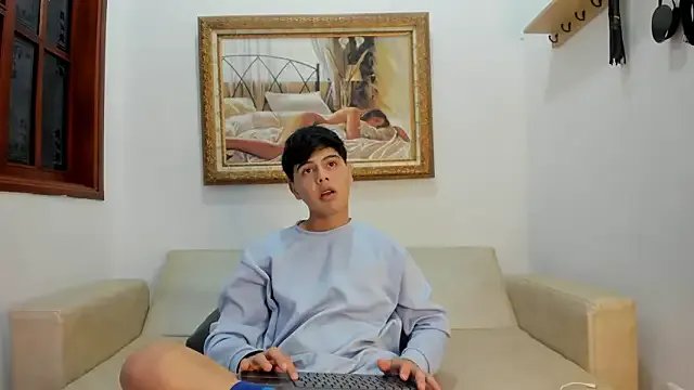 Felipe_Cold on StripChat