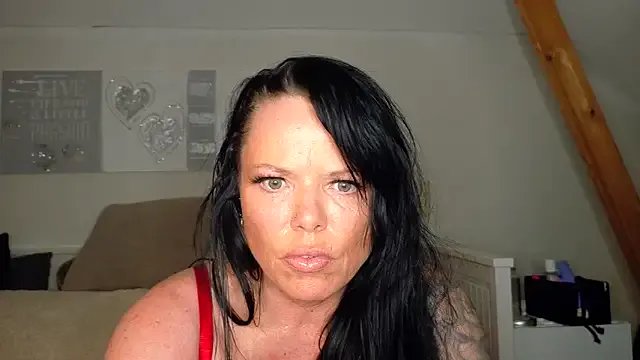 Ginamarie69 — SHOW BOOBS