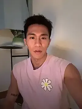 gooodboiii on StripChat