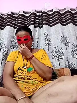 Gullapi on StripChat 