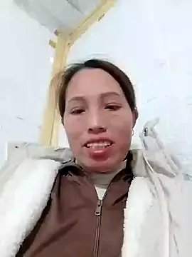 Gummiesu on StripChat
