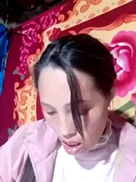 Gummiesu on StripChat