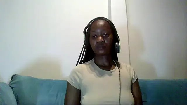 Hardnipples8 on StripChat