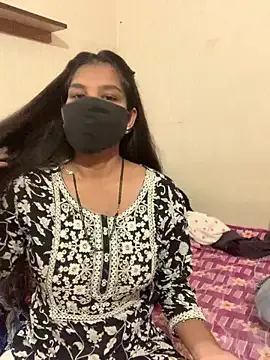 hottiess69 on StripChat