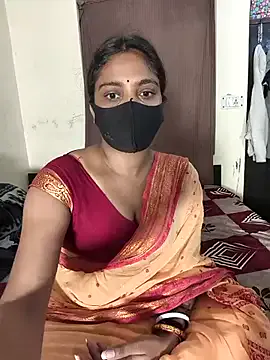 Hotty_couple on StripChat