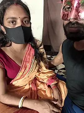 Hotty_couple on StripChat