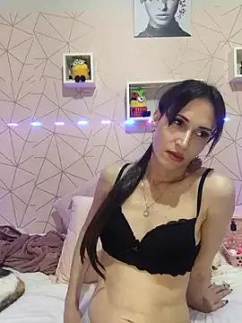 Irresistible24 on StripChat 